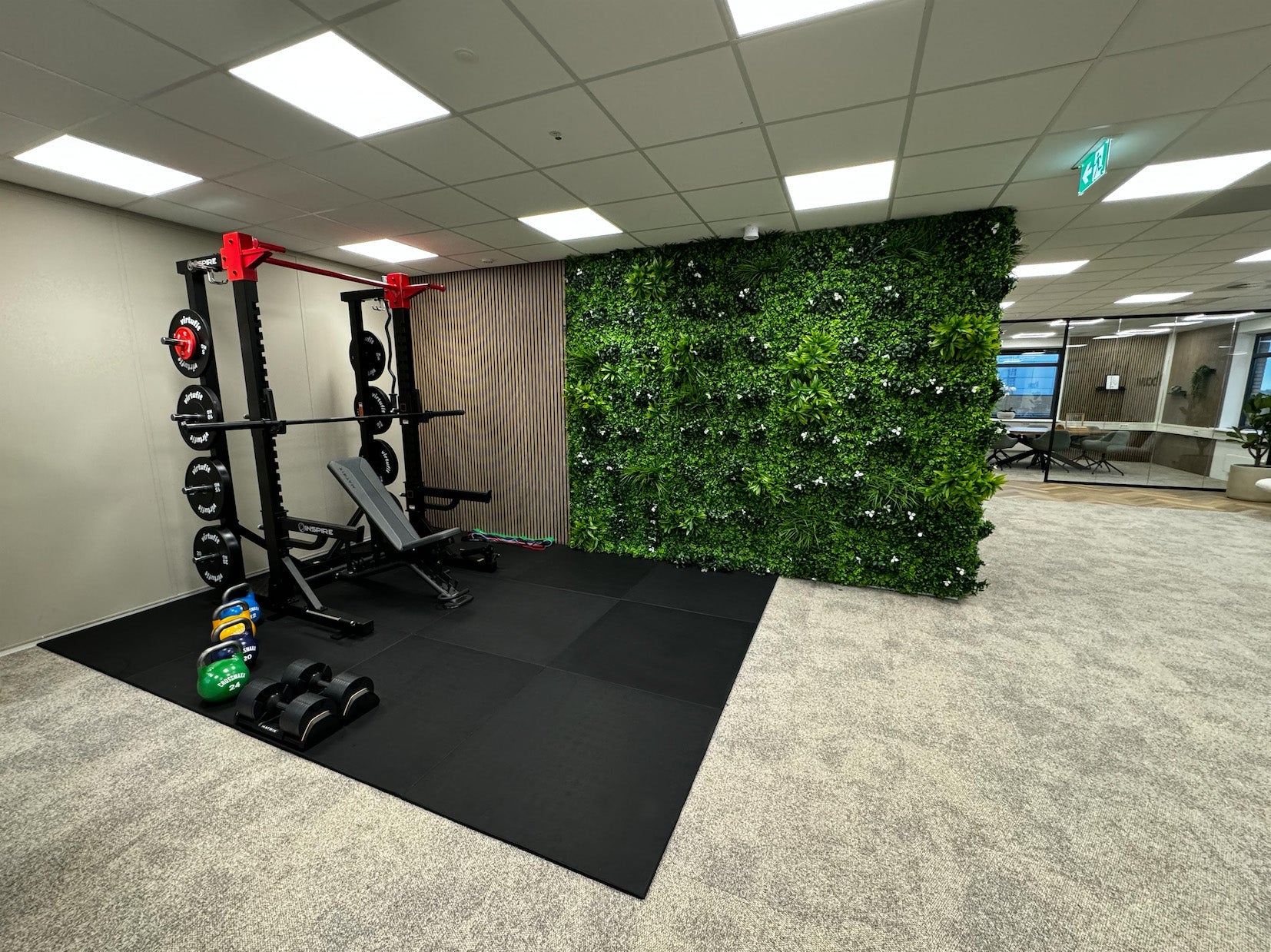 Flow Fitness Rubberen Tegel met Waterdichte SBR-laag - 100 x 100 x 2 cm - per 60 stuks